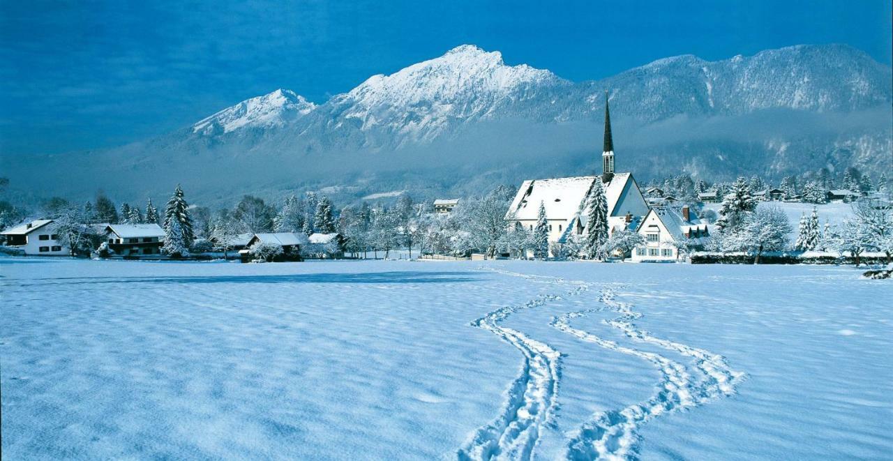Gaestehaus Faerbinger Bayerisch Gmain Esterno foto